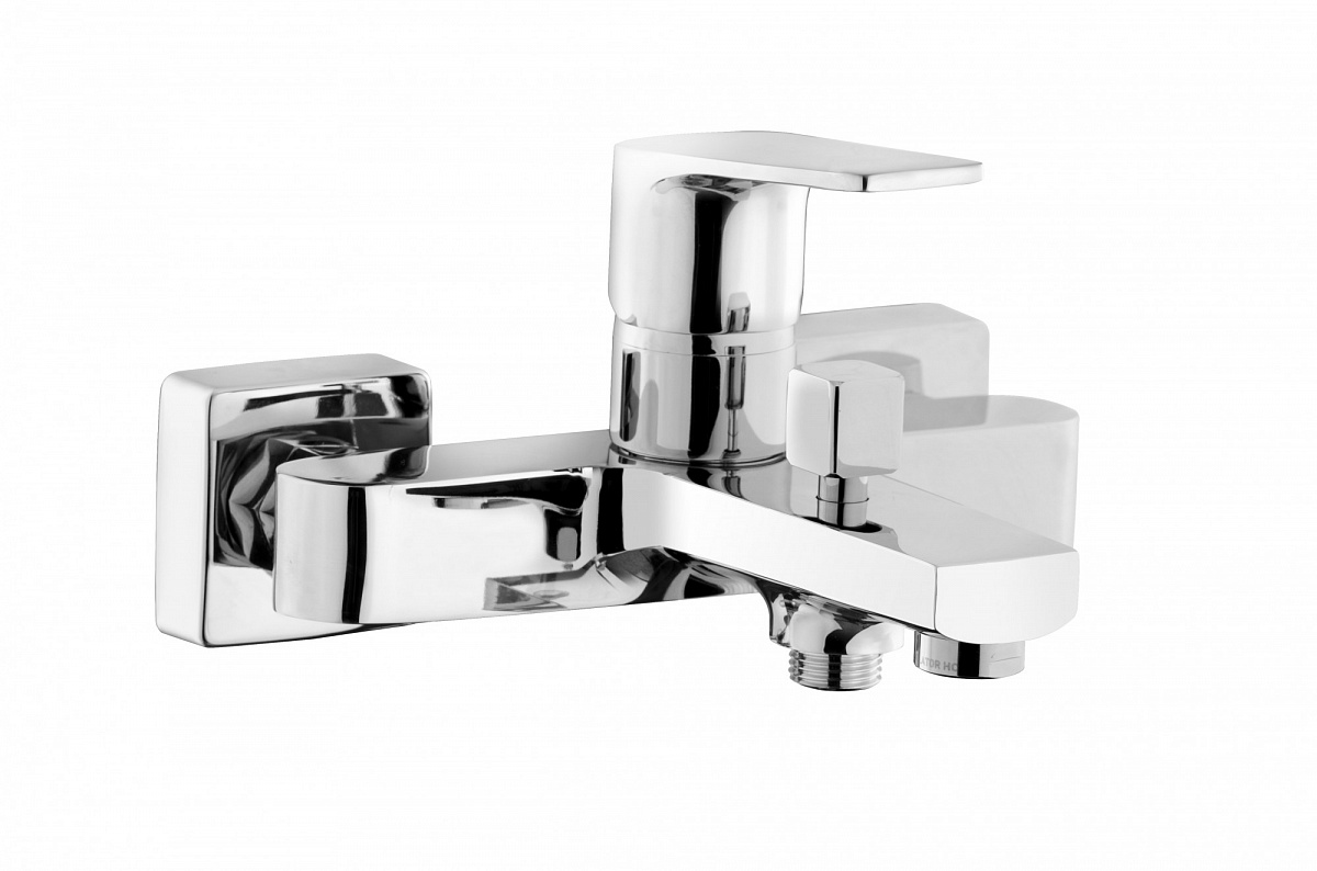 Смеситель для ванны Azario Treya AZ-15680501 (хром)