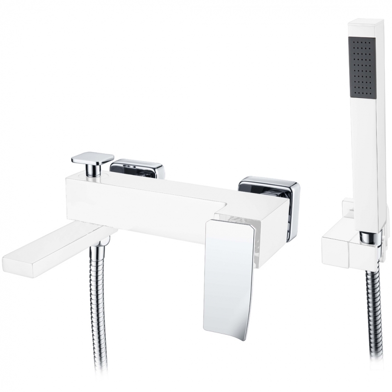 Смеситель для ванны и душа Boheme Q (белый-хром) 143-WCR.2